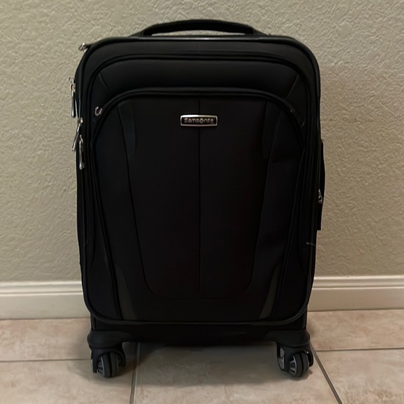 Samsonite Handbags - Samsonite Carry-On Luggage